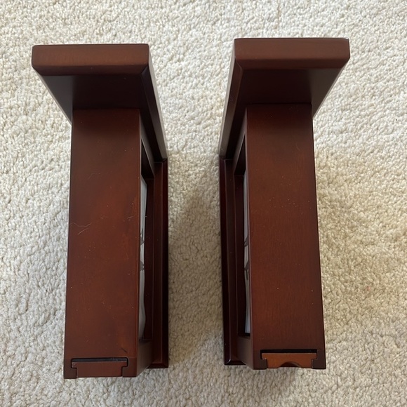 Brand New Jordan Mark Solid Wood Cherry Finish Photo Picture Frame Bookends Pair - Picture 11 of 16